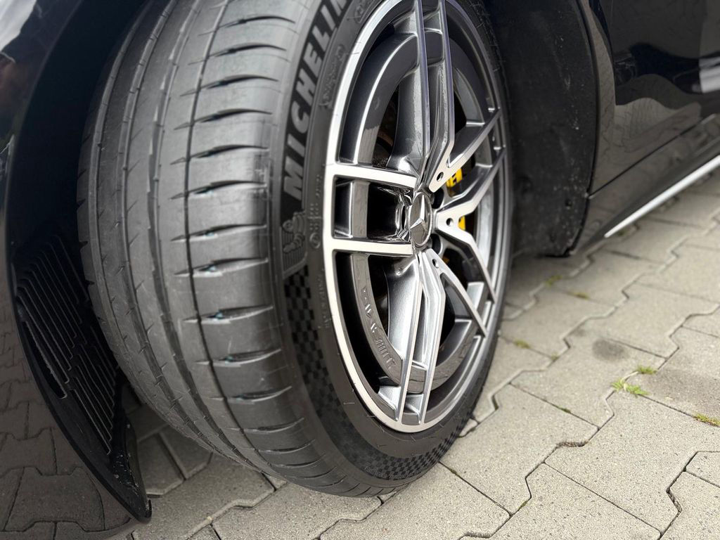 Mercedes-Benz SL63 4MATIC+ DISTRONIC HEAD-UP HINTERACHSLENKUNG