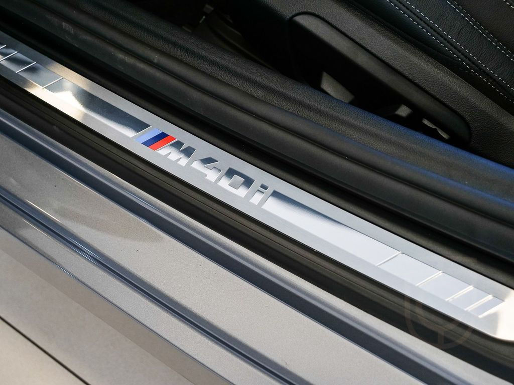 BMW Z4 M40i HUD ACC RFK NAVI LED PDC V+H LM