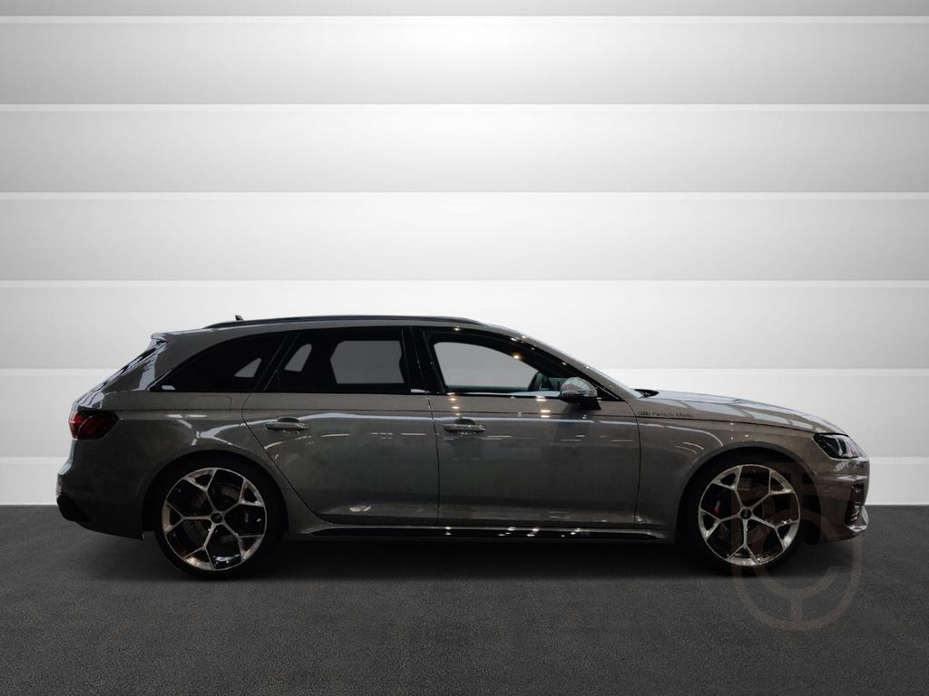 Audi RS4 Avant quattro tiptronic RS competition plus