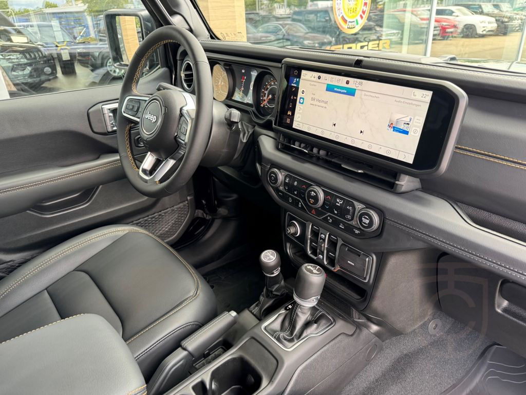 Jeep Wrangler 2.0 Unlim. Sahara Umbau SKY One Touch H