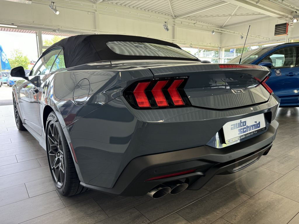 Ford Mustang Convertible GT