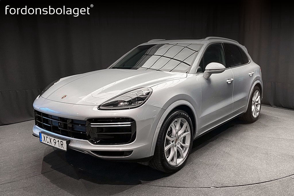 Porsche Cayenne Turbo 550HK Sport Chrono Drag