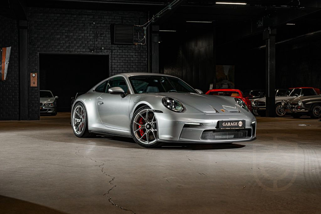 Porsche 992 GT3 Touring / 1520km / Houndstooth / VAT