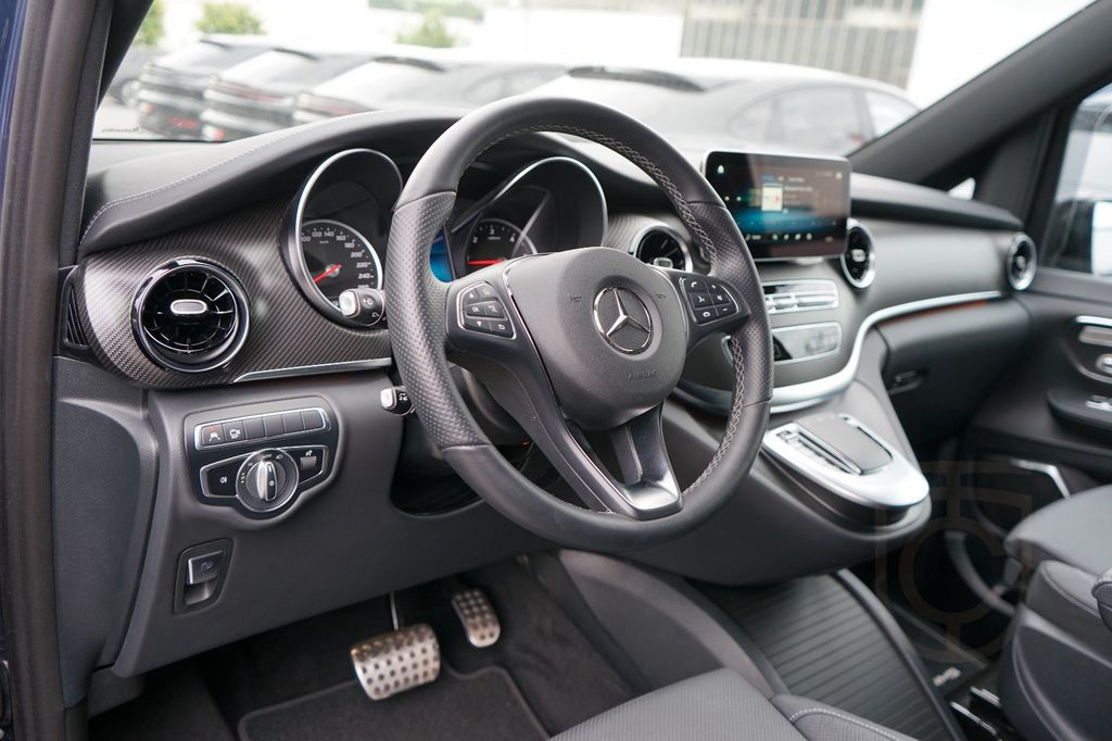 Mercedes-Benz V300d *AMG/NIGHT/STHZ/AIRMATIC/SITZKLIMA/19z
