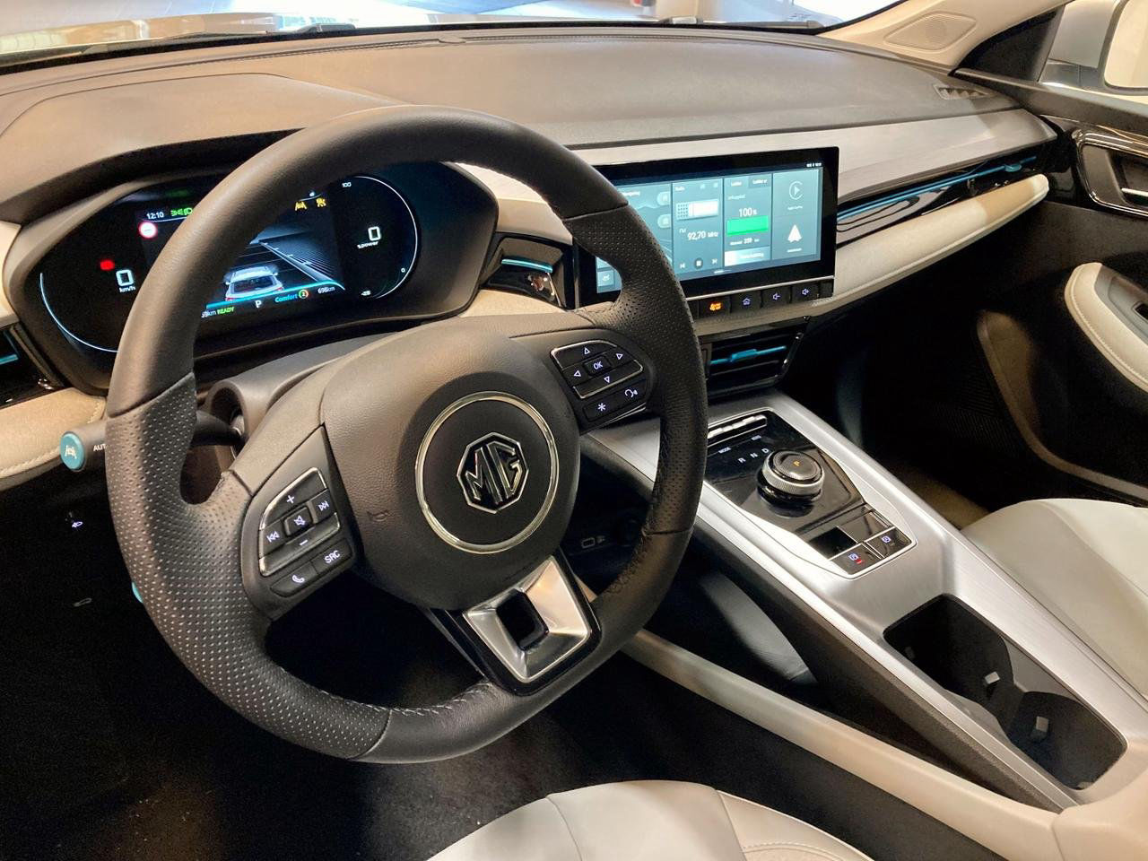 MG 5 LUXURY