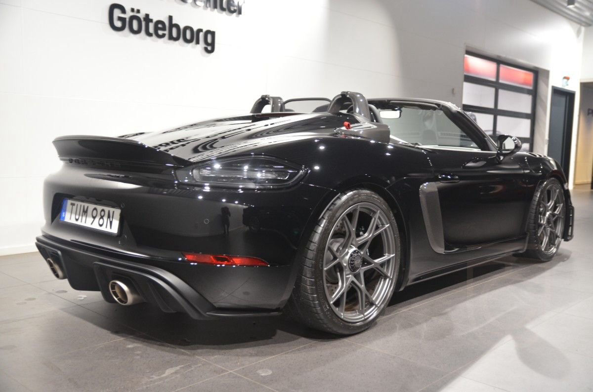 Porsche 718 Spyder RS
