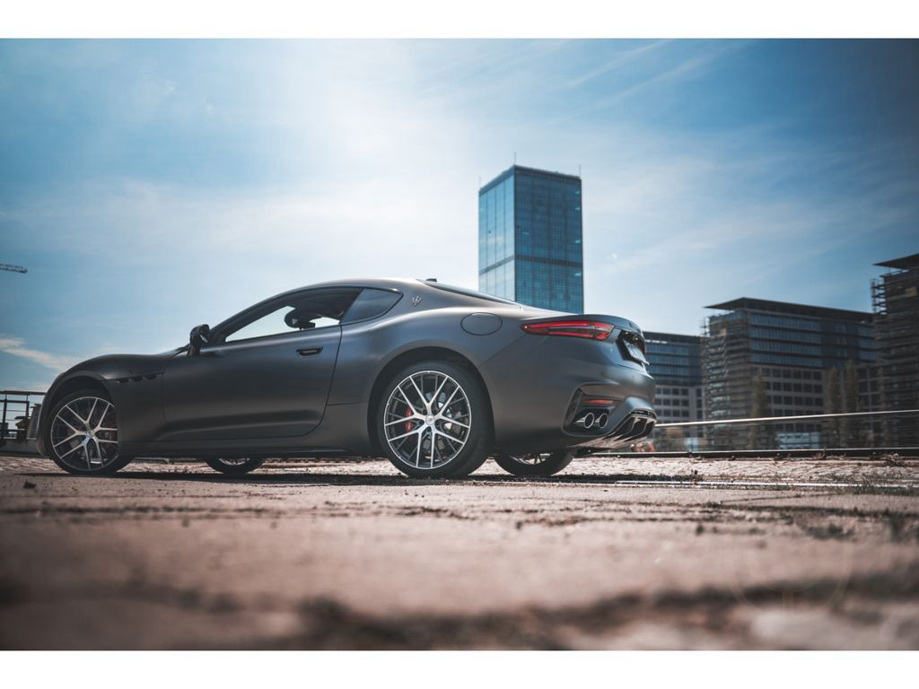 Maserati GranTurismo TROFEO MY24 550PS CARBON - MATT - VO