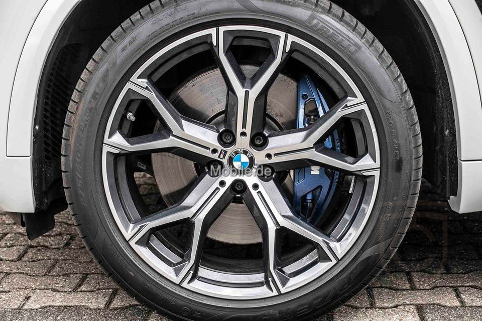 BMW X5 M60i Navi adLED harman/kardon RKam HeadUp AHK