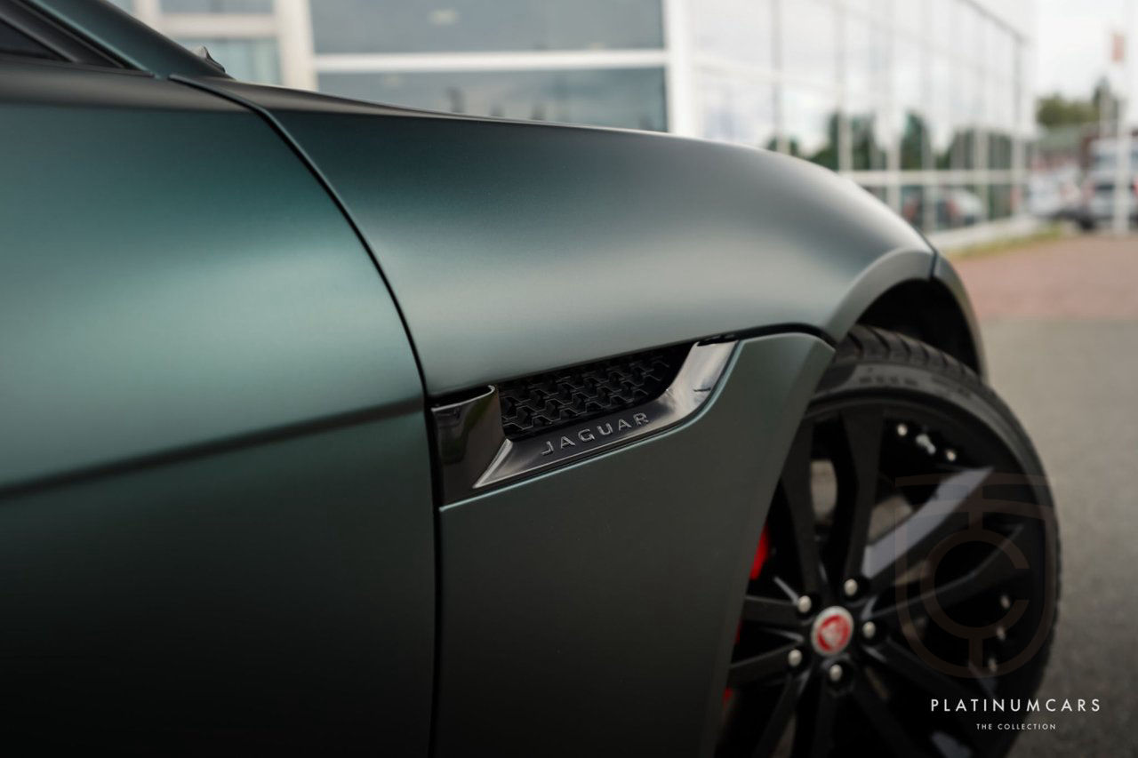 Jaguar F-Type R Quickshift