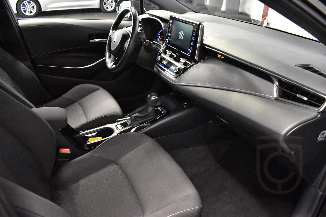 Suzuki Swace 1,8 Hybrid Select