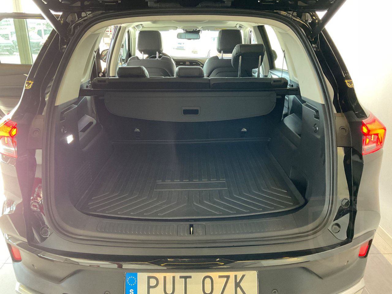Maxus Euniq 6
