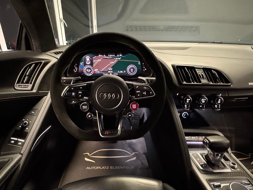 Audi R8 5.2 FSI V10 Quattro Performace EVO / CARBON
