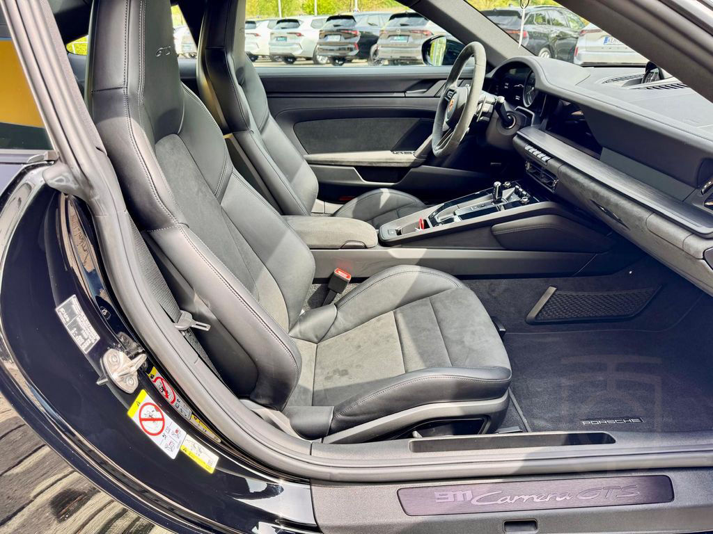 Porsche 992 GTS *360°KAMERA*BOSE*XPEL FOLIE*RACE TEX*