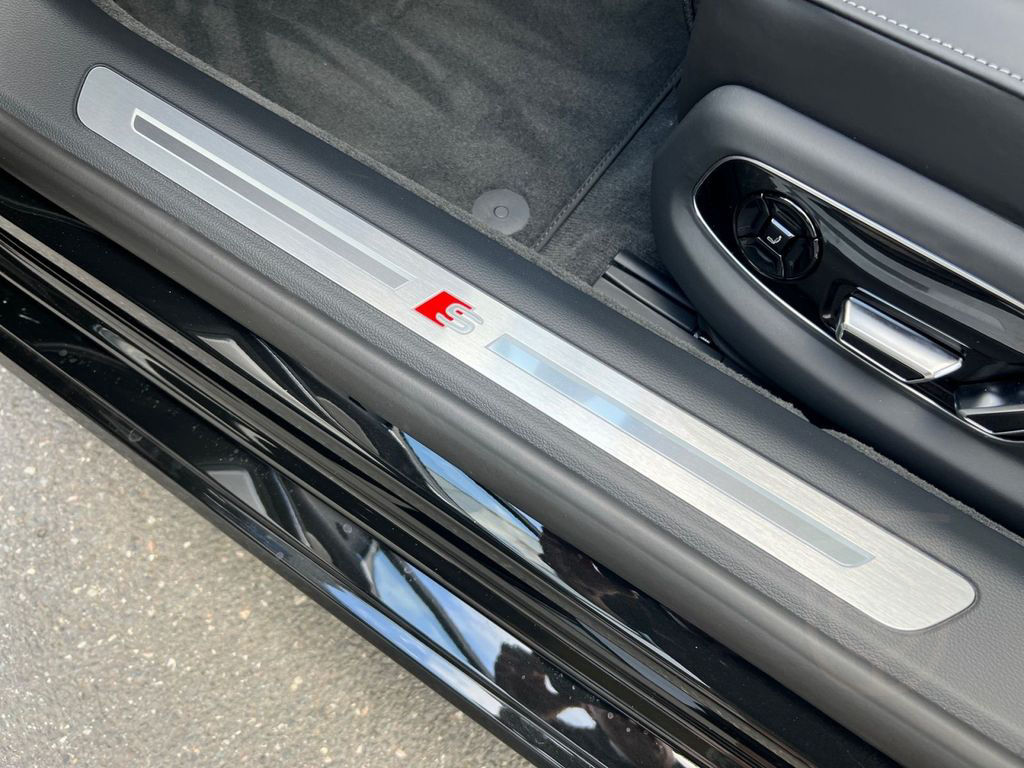 Audi S8 TFSI*Pano*Headup*Matrix*Standheizung*360Kamer