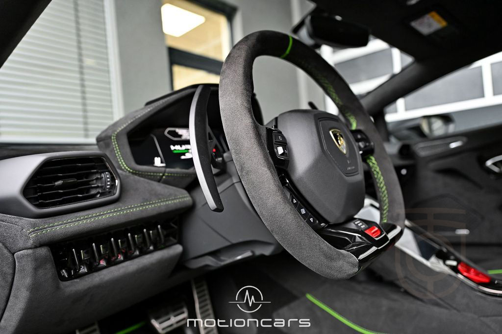 Lamborghini Huracan Sterrato 1 OF 1499 EXP € 274.983