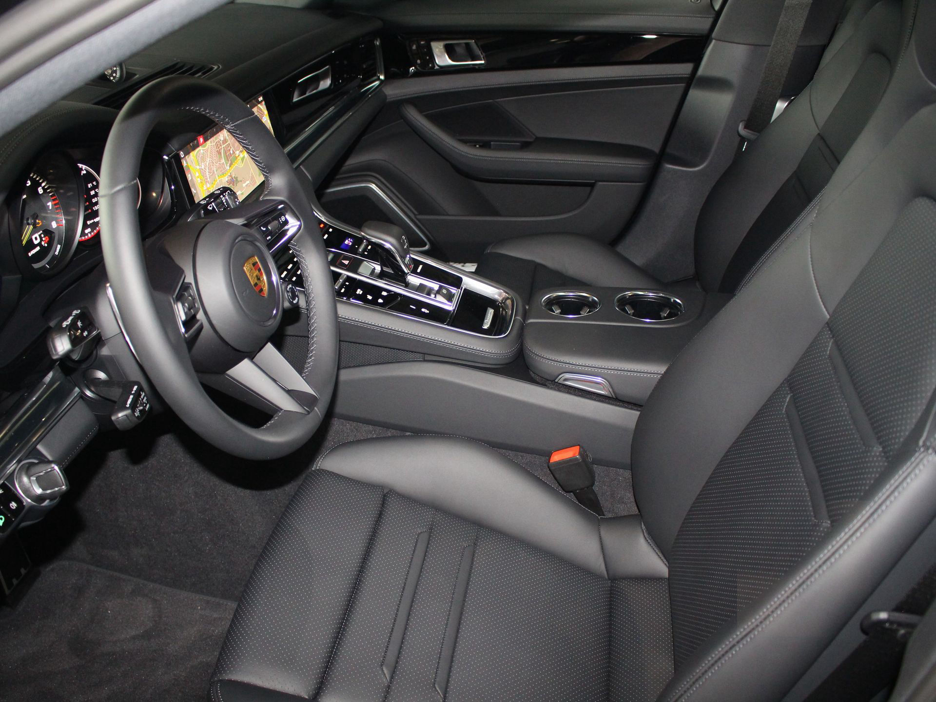 Porsche Panamera 4 E-Hybrid Sport Turismo