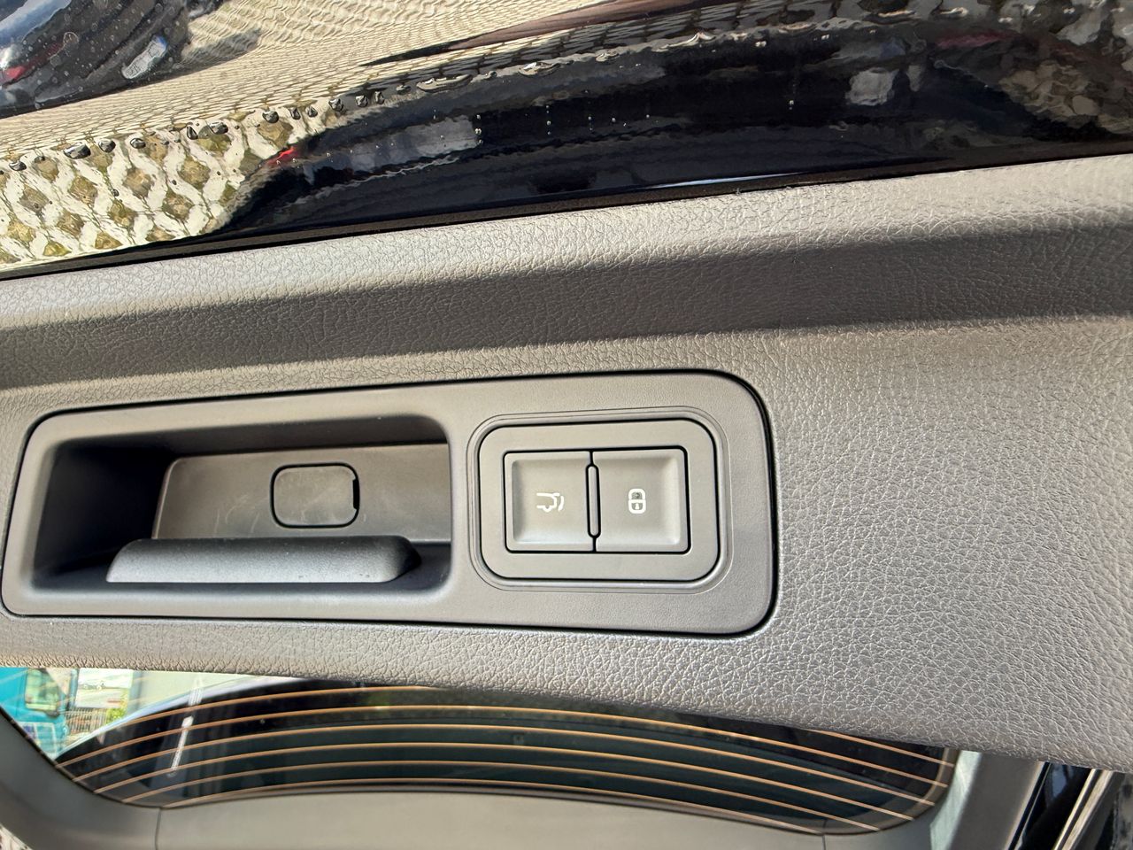 BYD Seal U DM-i Design/MY2025/Panorama/HUD/V2L