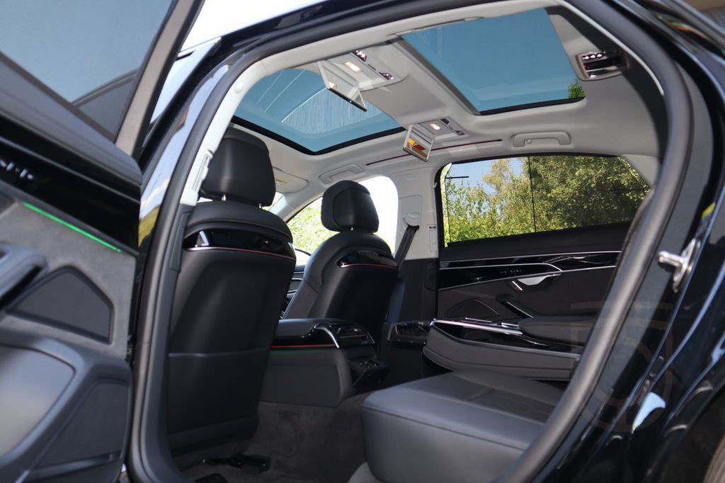Audi A8L 60 TFSIe lang PANO/ALLRADL./B&O/TV/HuD/NACHT