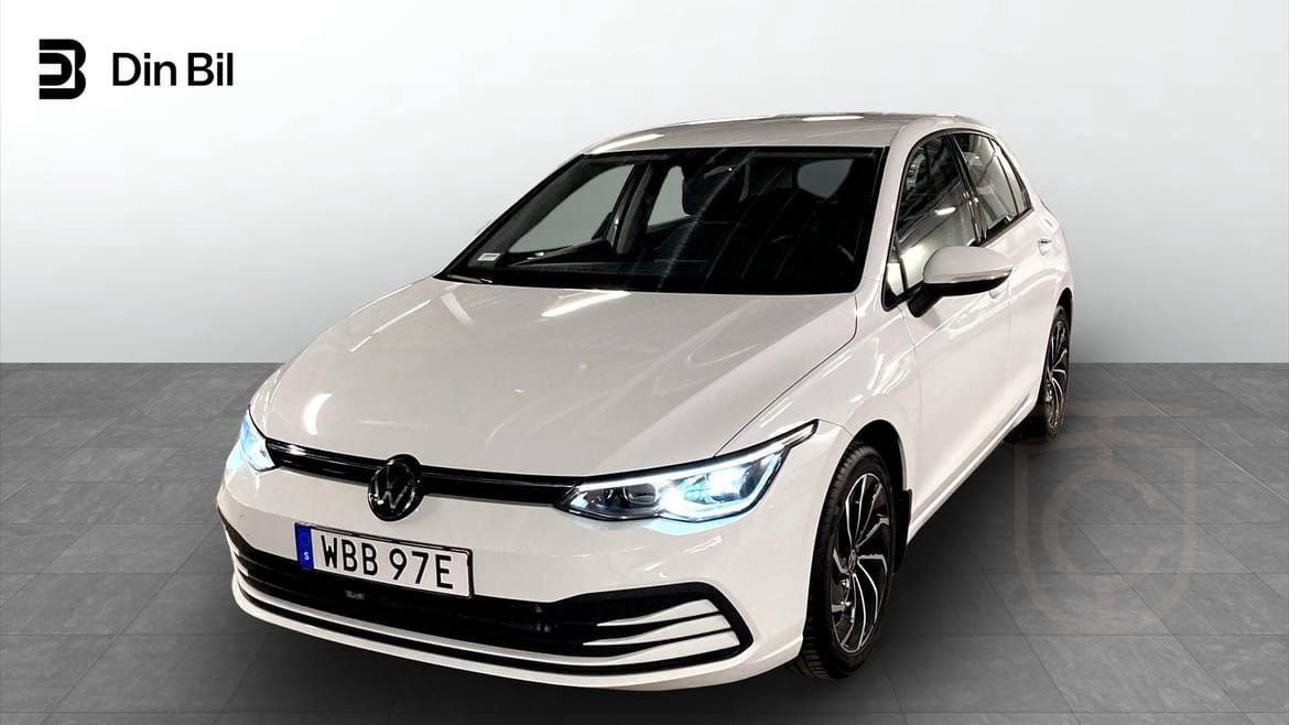 Volkswagen Golf VIII 1.0 TSI