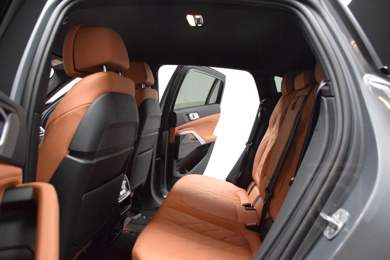 BMW X6 M60i xDrive
