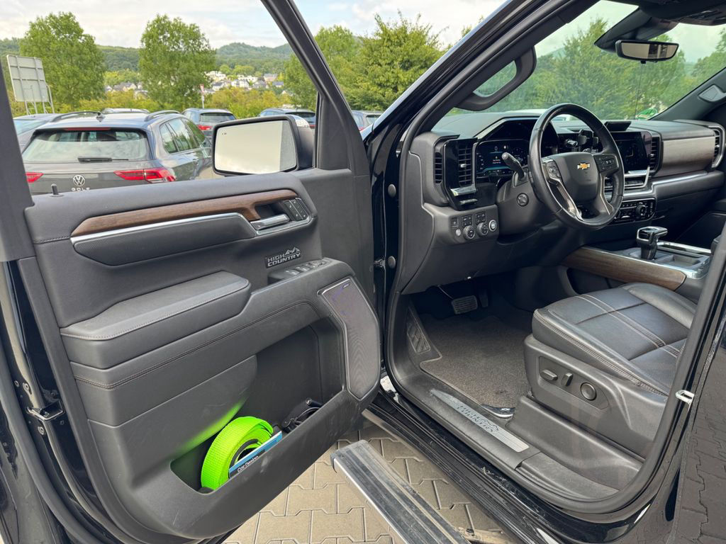 Chevrolet Silverado High Country