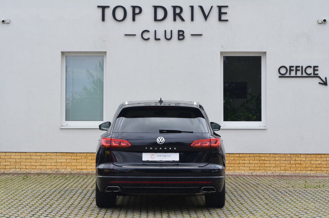 Volkswagen Touareg 4.0 V8
