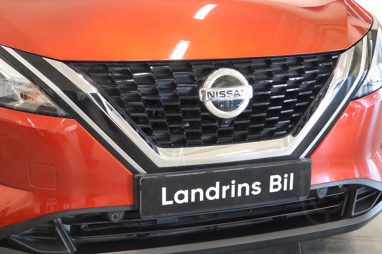 Nissan Qashqai 1.3 DIG-T XTRONIC-CVT N-Connecta