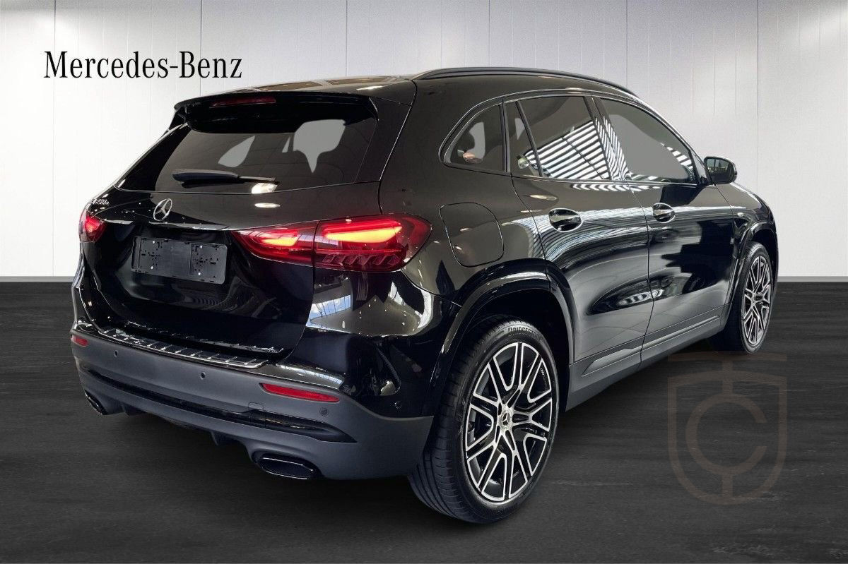 Mercedes-Benz GLA 250e