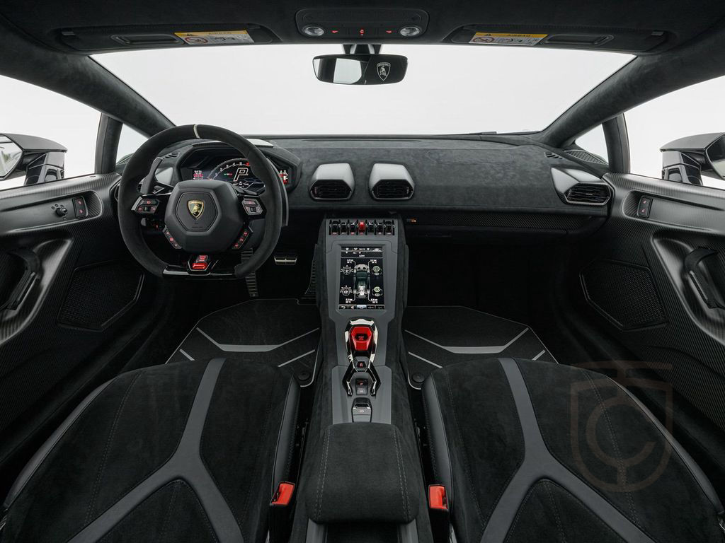 Lamborghini Huracán STO