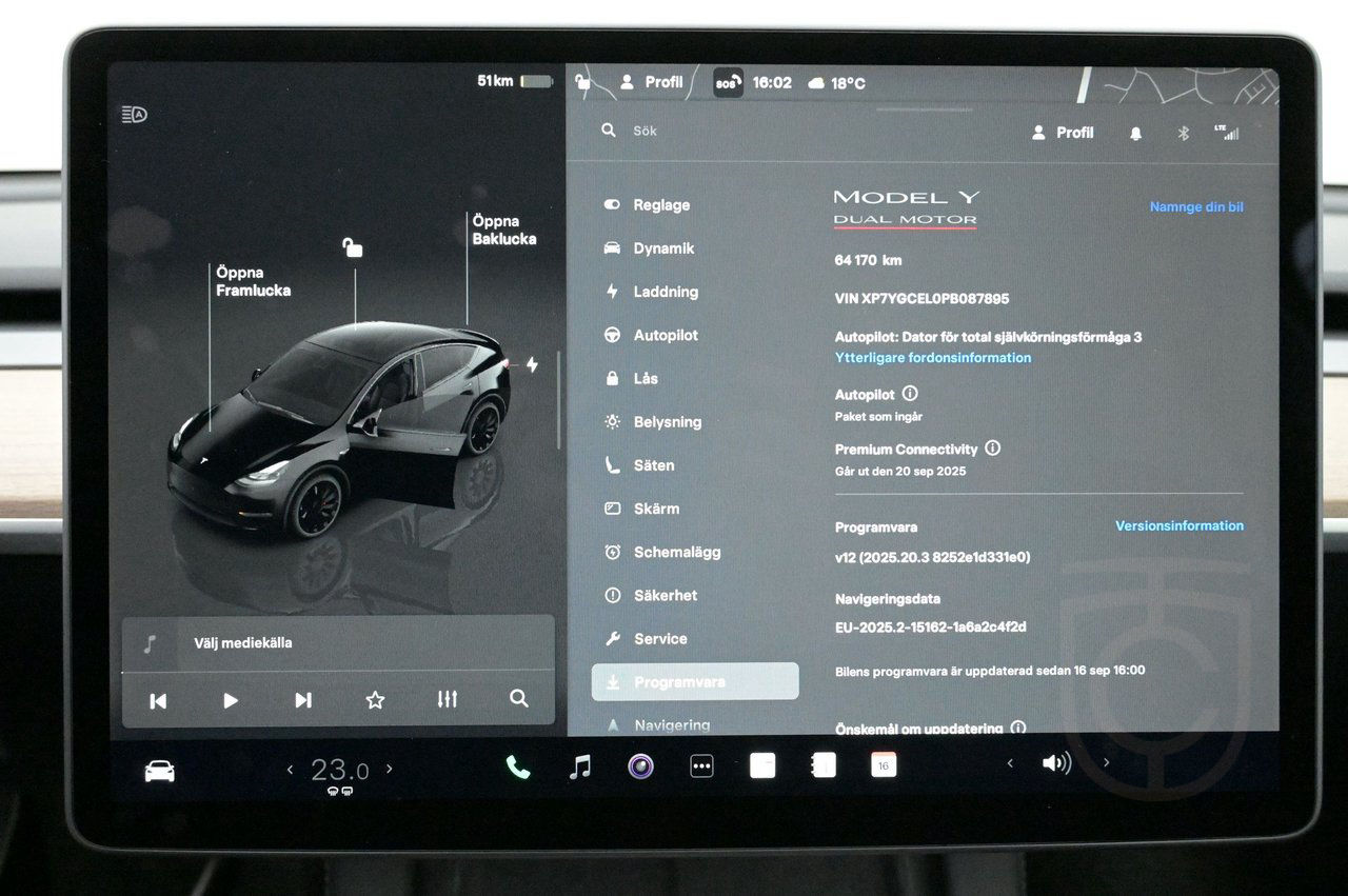 Tesla Model Y Performance AWD Autopilot Pano