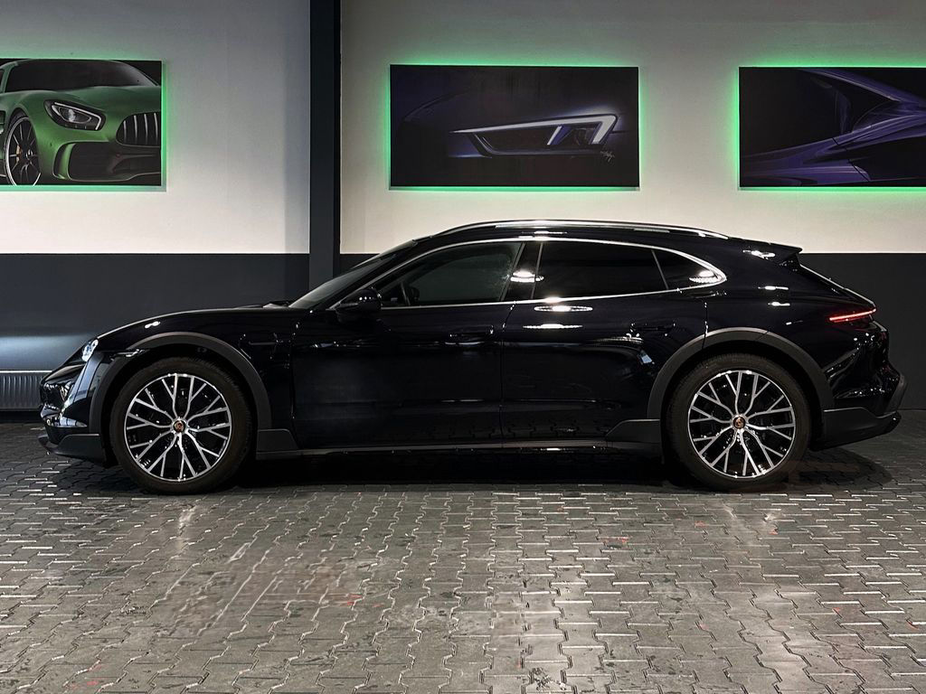 Porsche Taycan 4 Cross Turismo*2024*BRD*PANO*HUD*PASM*