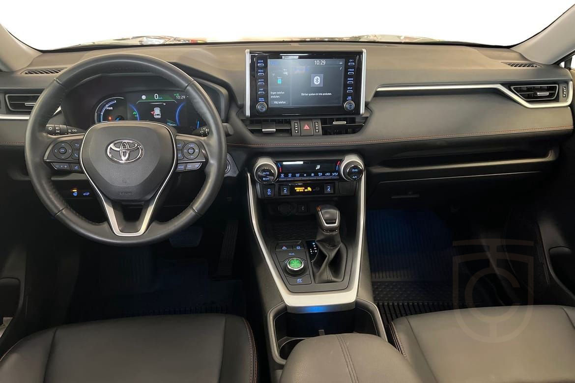 Toyota RAV4 Hybrid AWD-i ADVENTURE 2,5 BI-TONE