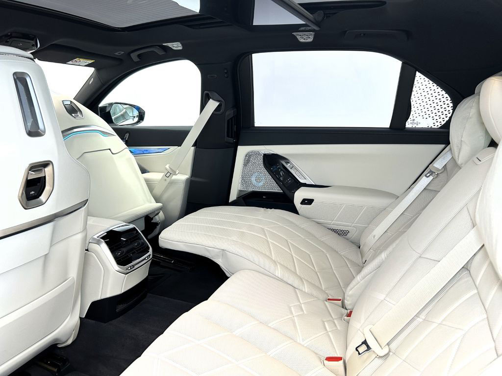 BMW M760 e xDrive °Full Option°