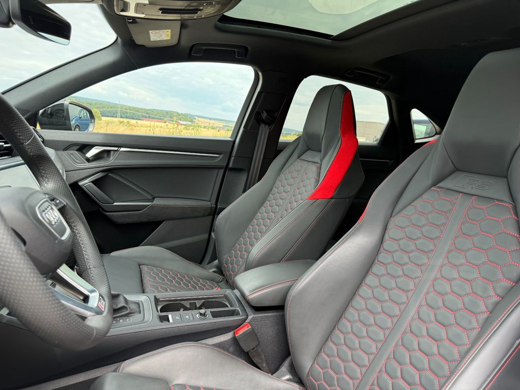 Audi RSQ3 2.5 TFSI S tronic quattro