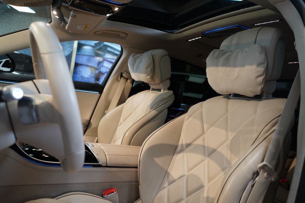Mercedes-Benz S 680 Maybach 4M CHAUFFEUR PACKET BURM PANO TV