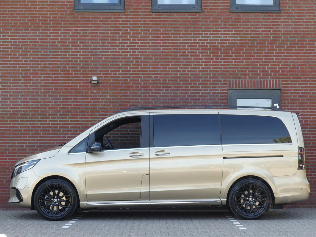 Mercedes-Benz EQV 300 L2 90 KWH AMG Line 7Persoons Leer/LED/Ca