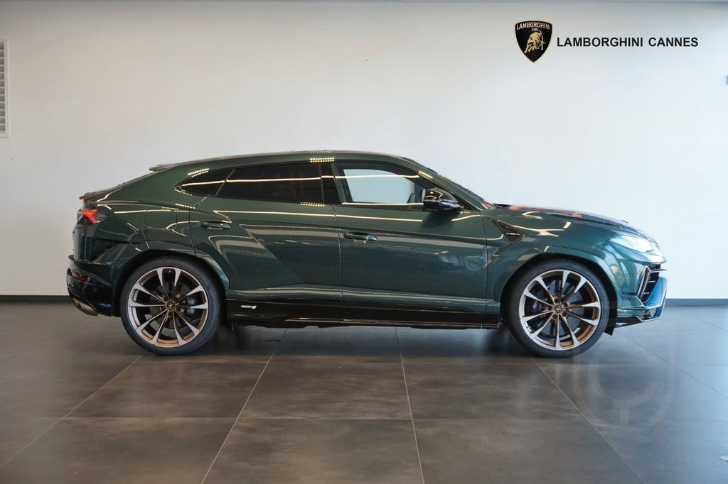Lamborghini Urus S - 666 hp - Carbon / Akrapovic - VAT