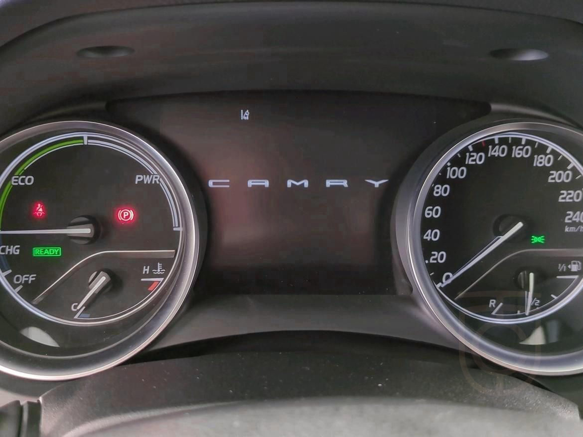 Toyota Camry Hybrid 2,5 Executive Vinterhjul