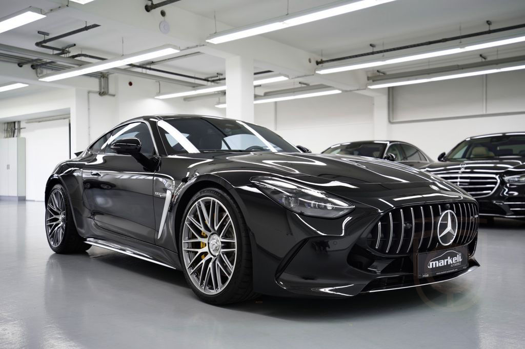 Mercedes-Benz AMG GT 4Matic+! V8 - Biturbo ! 2 TÜREN/DOORS !