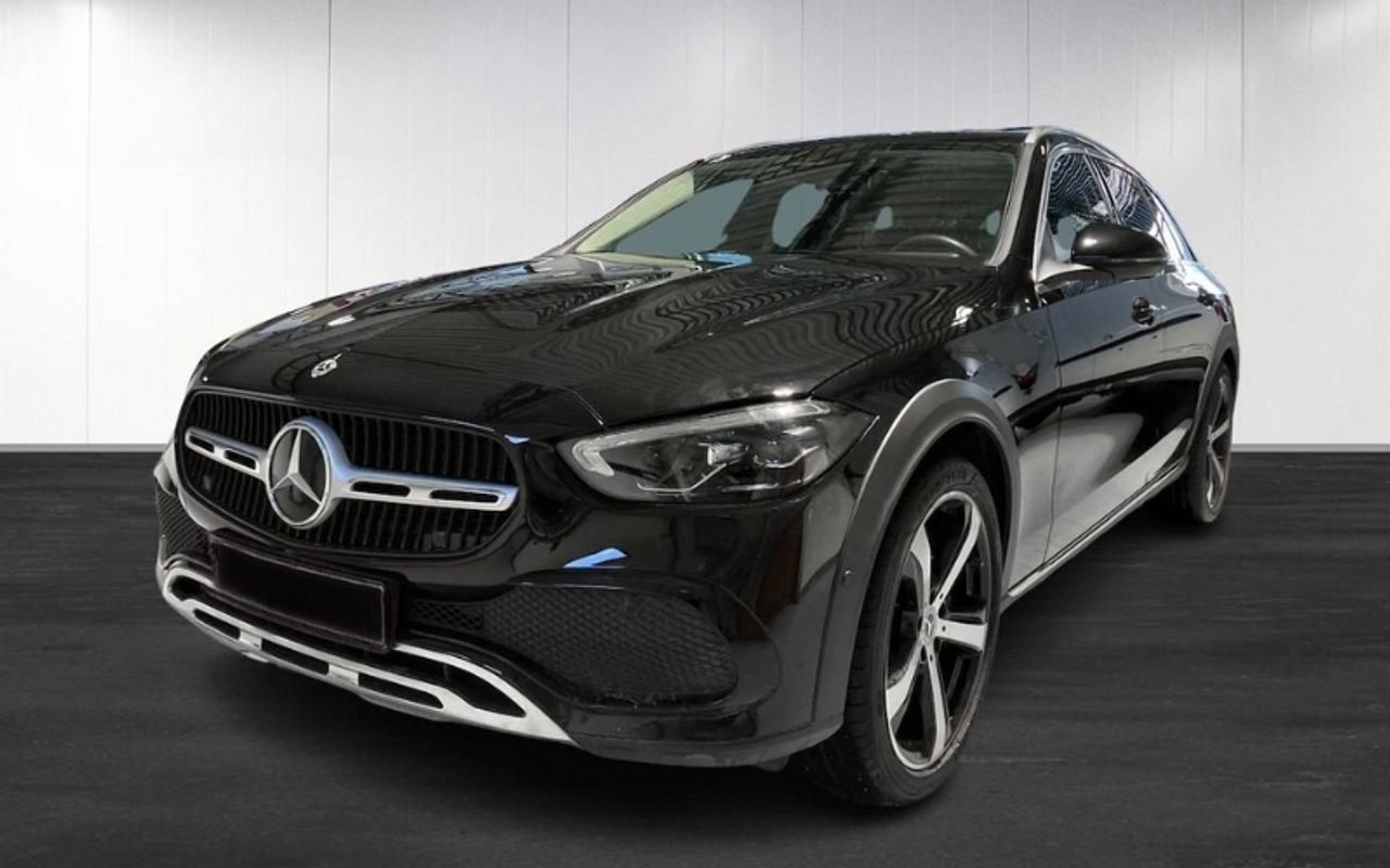 Mercedes-Benz C220 d 4MATIC All-Terrain/ Top cena