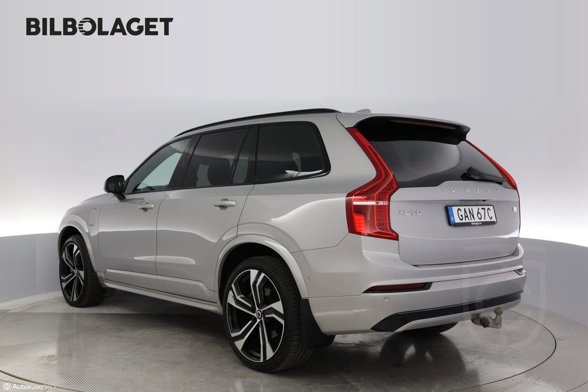 Volvo XC90 Recharge T8 Ultimate Dark Edition.