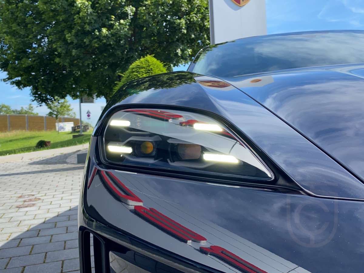 Porsche Taycan