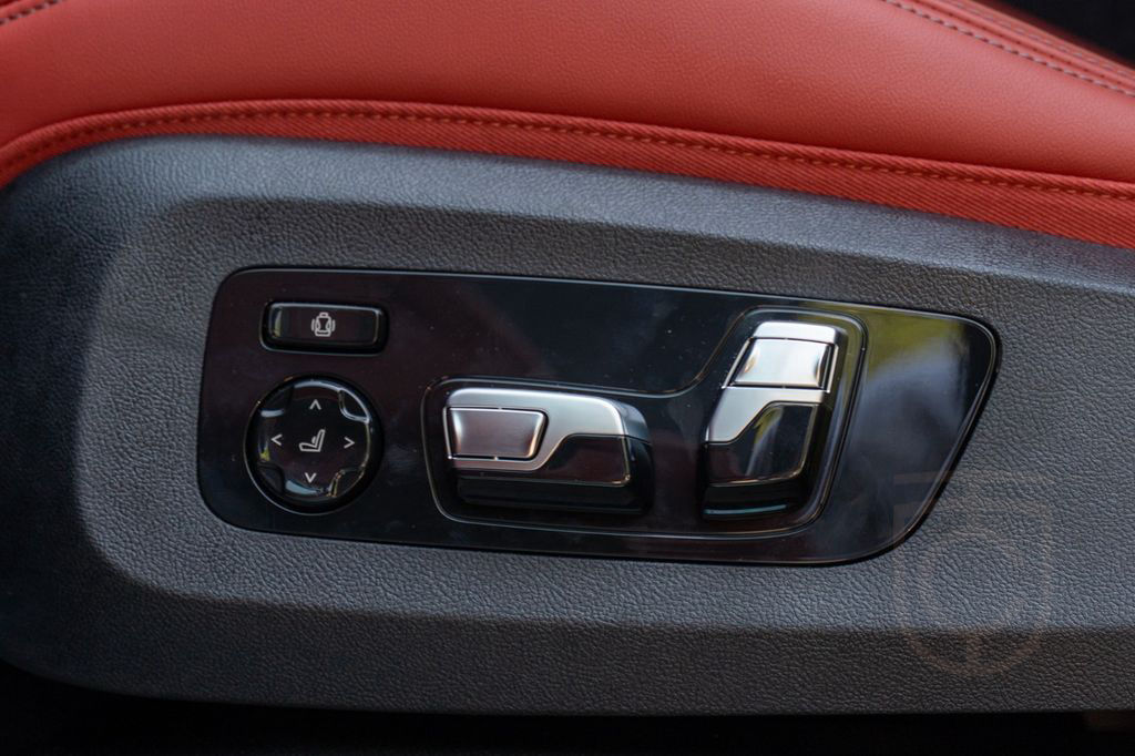 BMW XM 50e MASSAGE.SOFTC.DR.ASS.M FAHRWERK.360°.AHK
