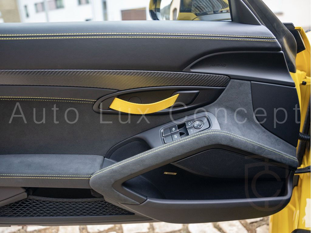 Porsche 718 Cayman GT4 RS Weissach/Lift/LED/Kamera/BOSE