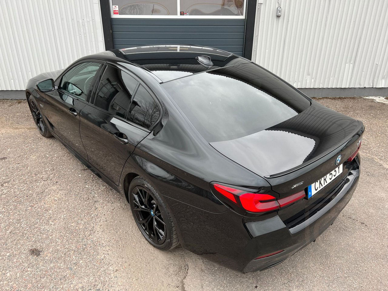 BMW 545 e xDrive Sedan M-Sport Innovation