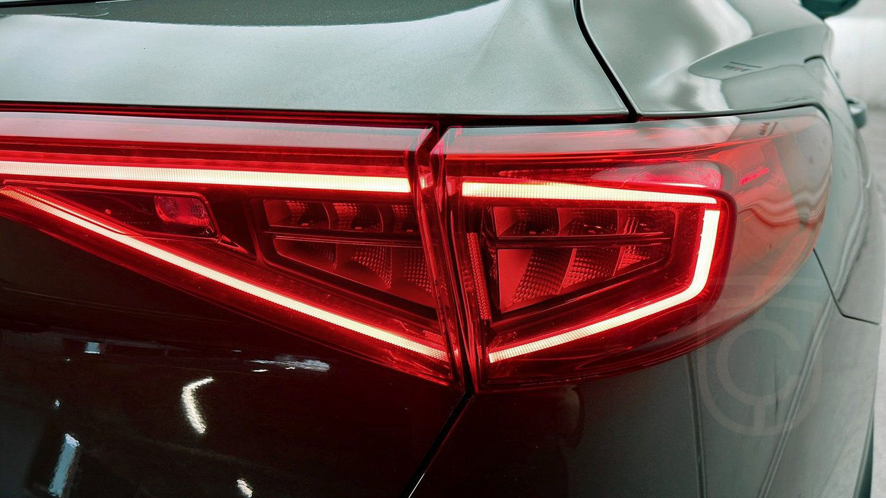 Cupra Formentor VZ TRIBE Edt. e-Hybrid