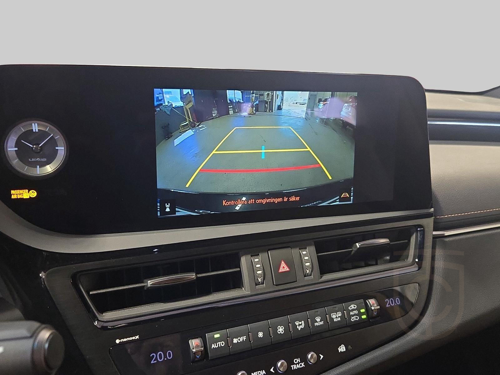 Lexus ES 300h
