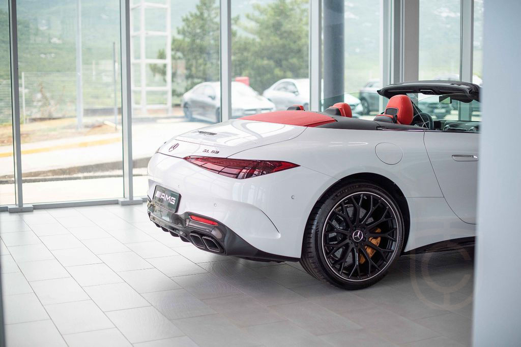Mercedes-Benz SL 63 AMG