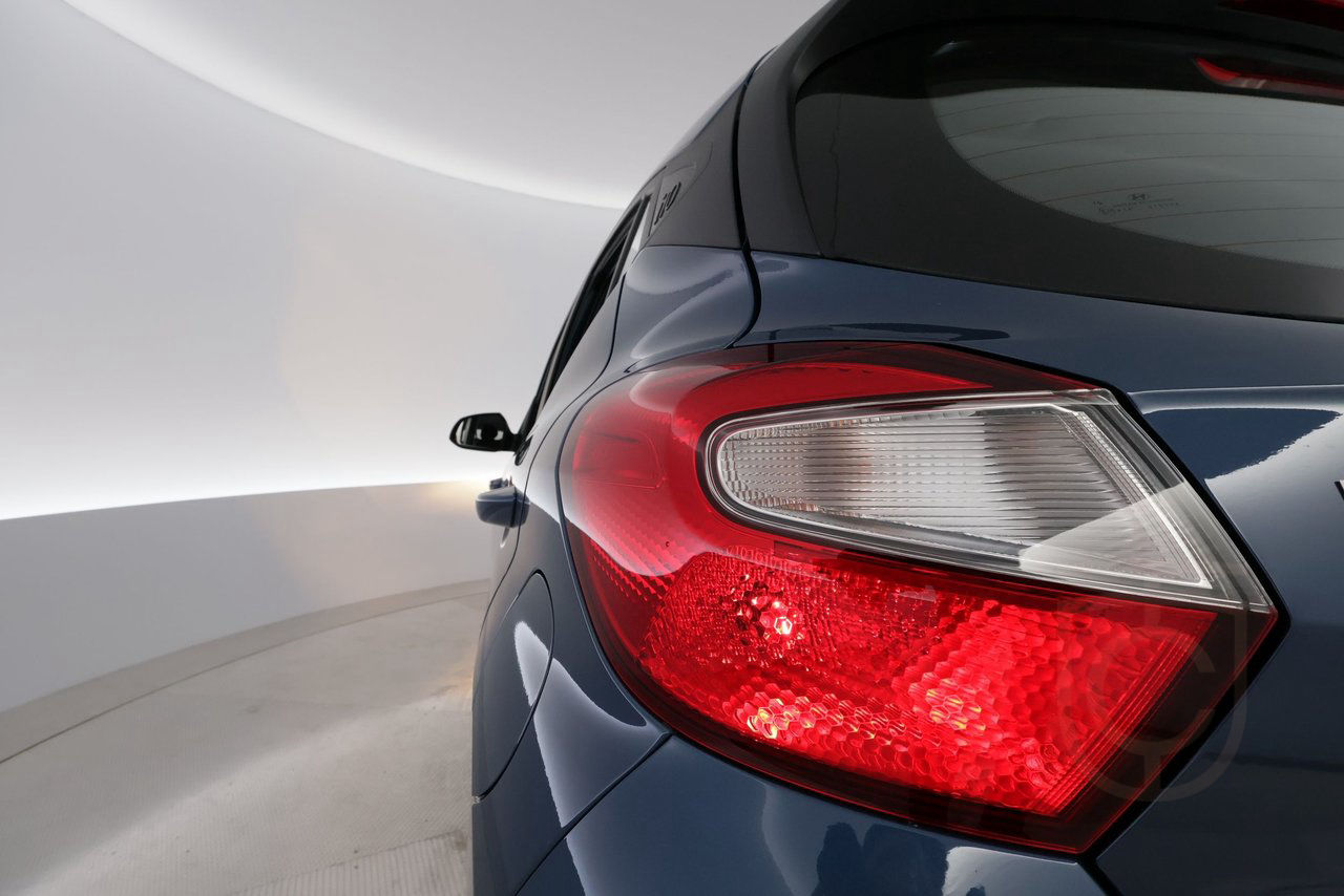 Hyundai i10 Essential Automat 1.0 AMT