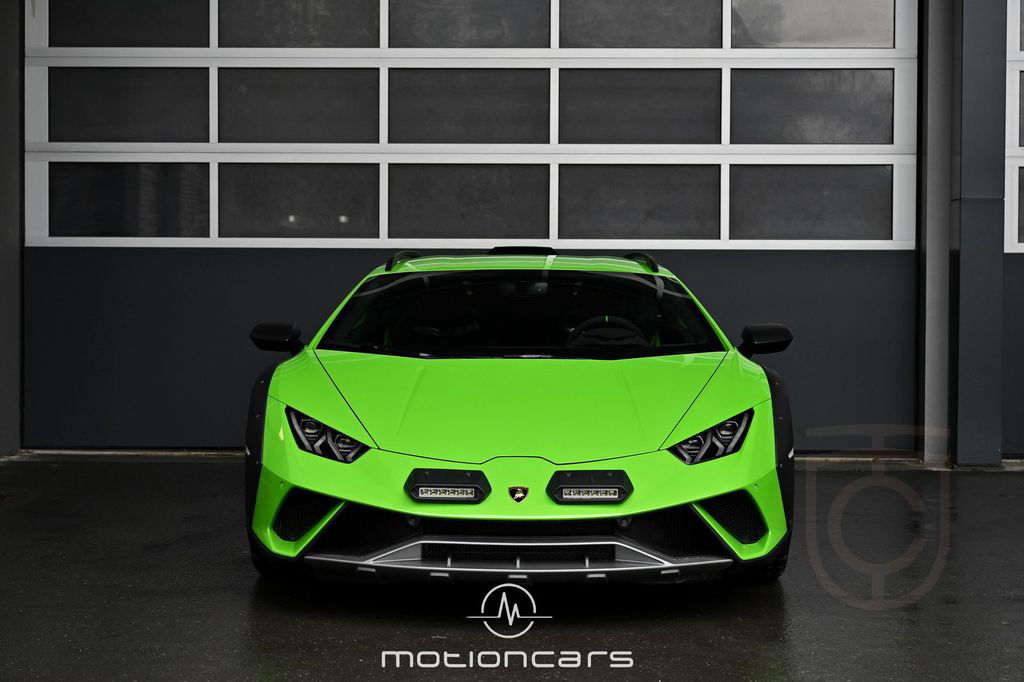 Lamborghini Huracan Sterrato 1 OF 1499 EXP € 274.983